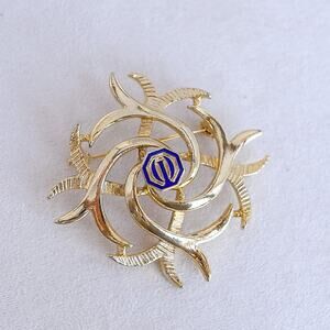 Vintage Gold Tone Abstract Wreath Round Brooch With Blue Enamel Accent